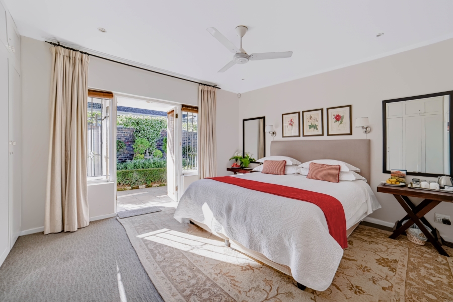 8 Bedroom Property for Sale in Claremont Western Cape